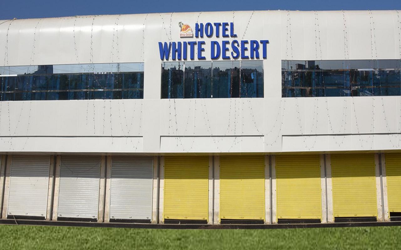 Hotel White Desert Bhuj Bagian luar foto