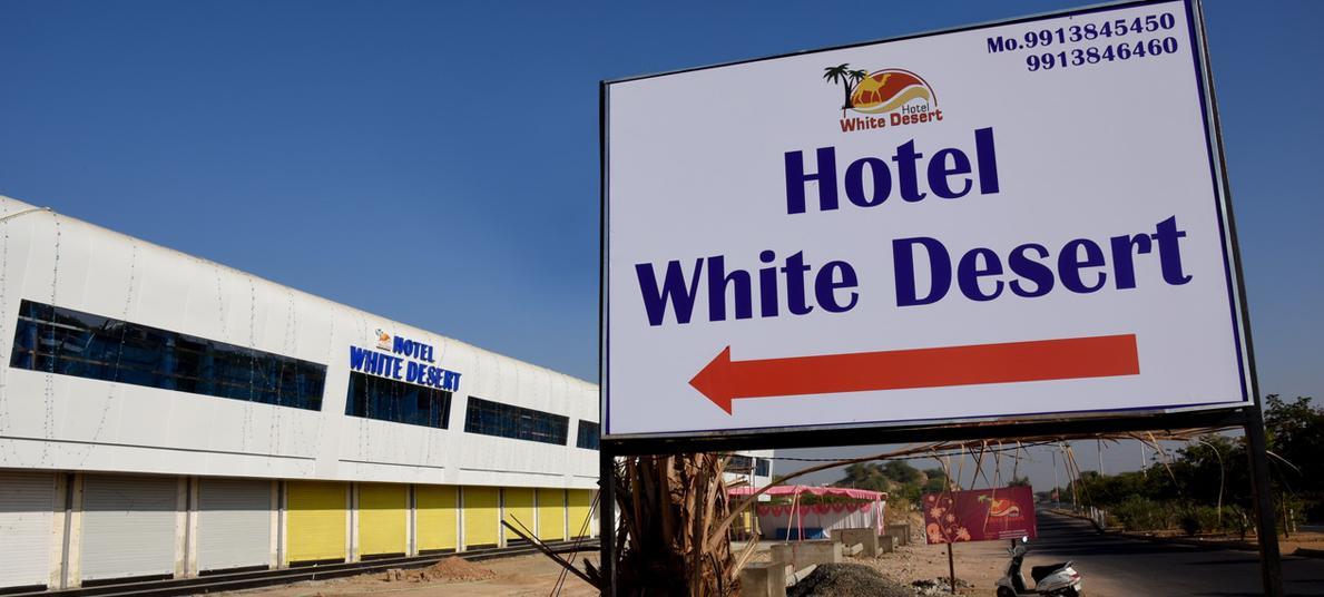 Hotel White Desert Bhuj Bagian luar foto